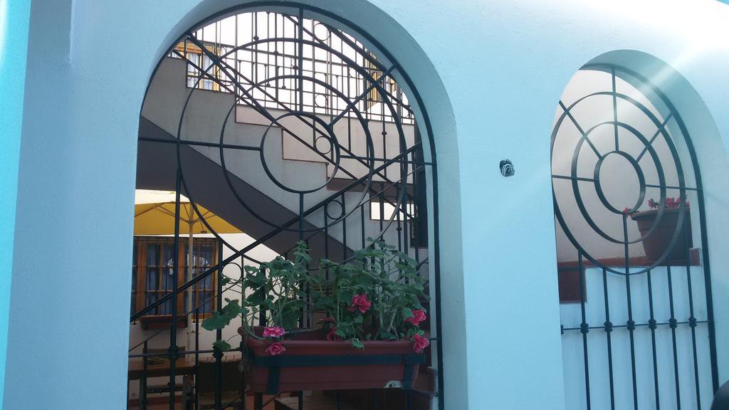 Azul Departamentos Aparthotel Мендоса Екстериор снимка
