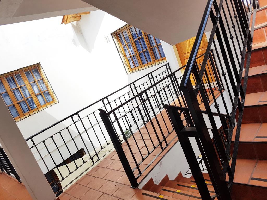 Azul Departamentos Aparthotel Мендоса Екстериор снимка