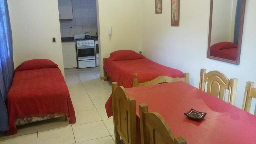 Azul Departamentos Aparthotel Мендоса Екстериор снимка