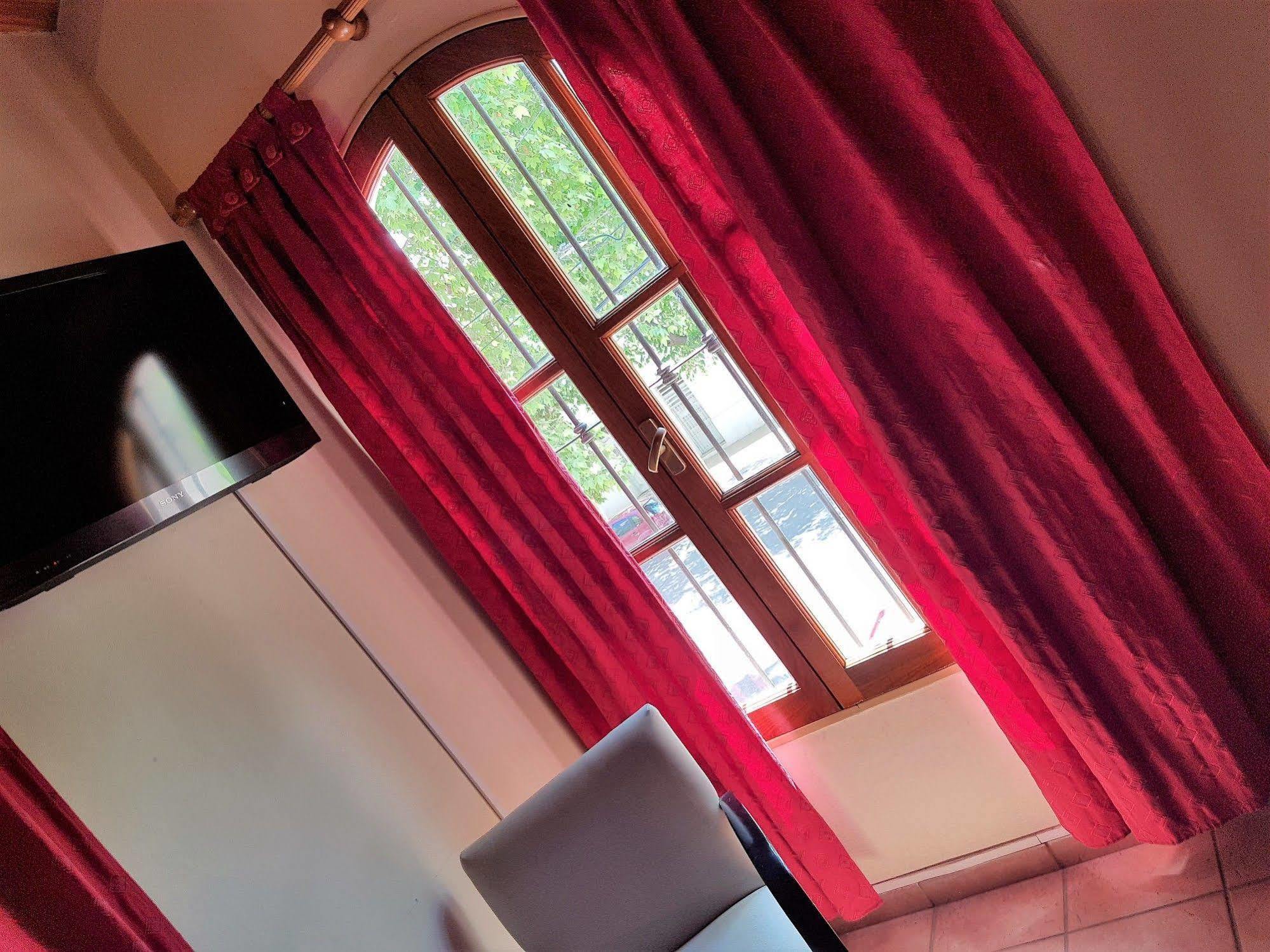 Azul Departamentos Aparthotel Мендоса Екстериор снимка